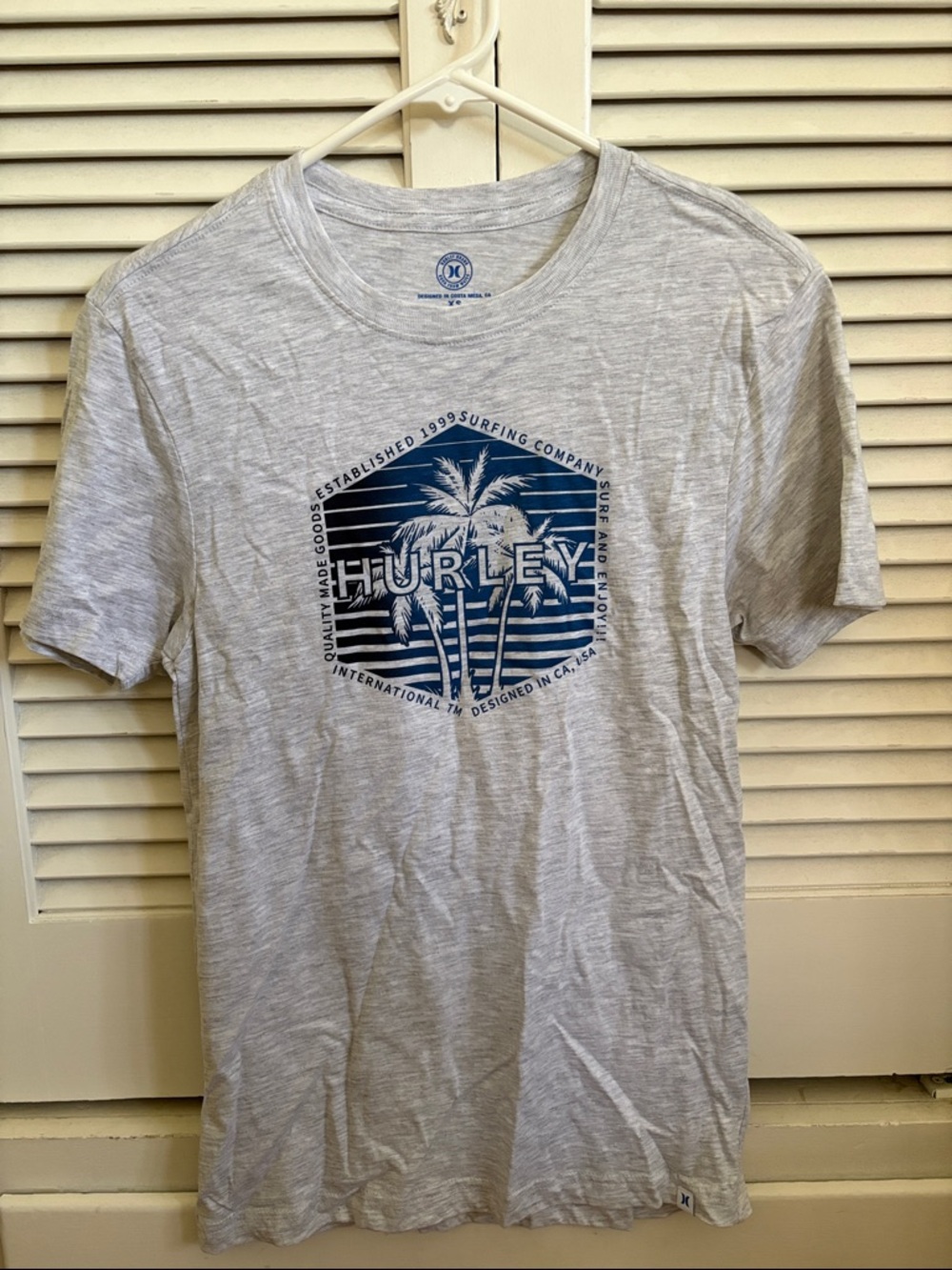Hurley Gray Tee with Navy Palm Graphic